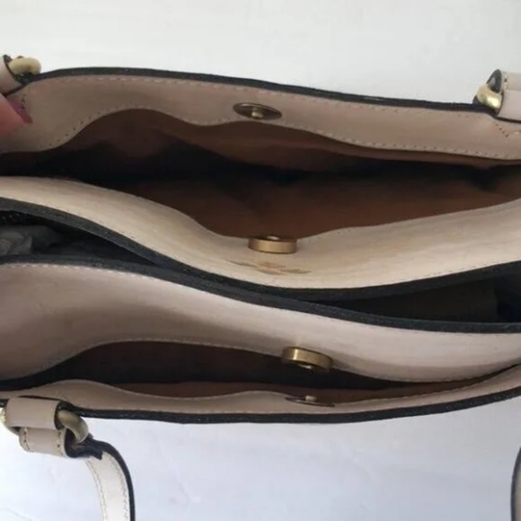 Patricia Nash Poppy Tote..NWT - Picture 5 of 8